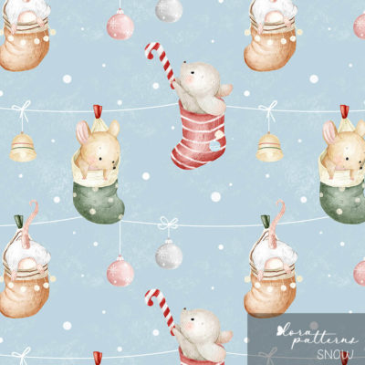 [Exclusive] Little Mice in Socks
